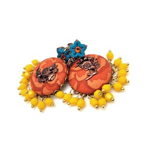 Pendantes d'oreilles colorées en argile polymère, tissu bariolé et perles en verre de Bohême image 5