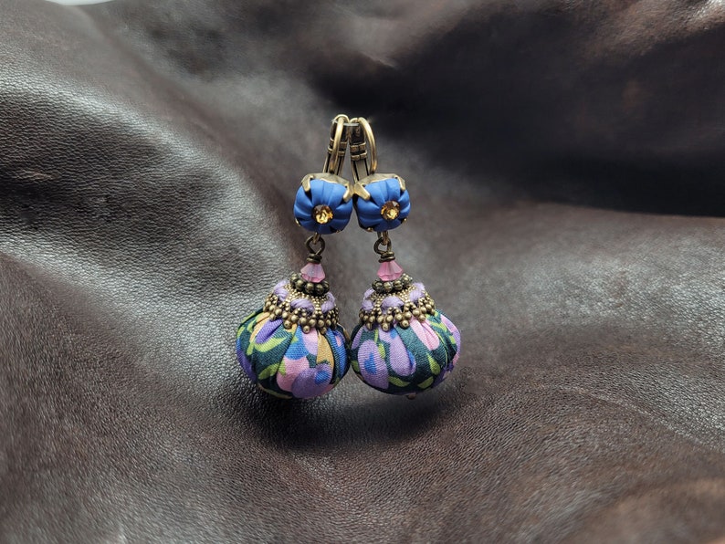 Boucles d'oreilles pendantes en tissu Liberty of London et pâte polymère image 7