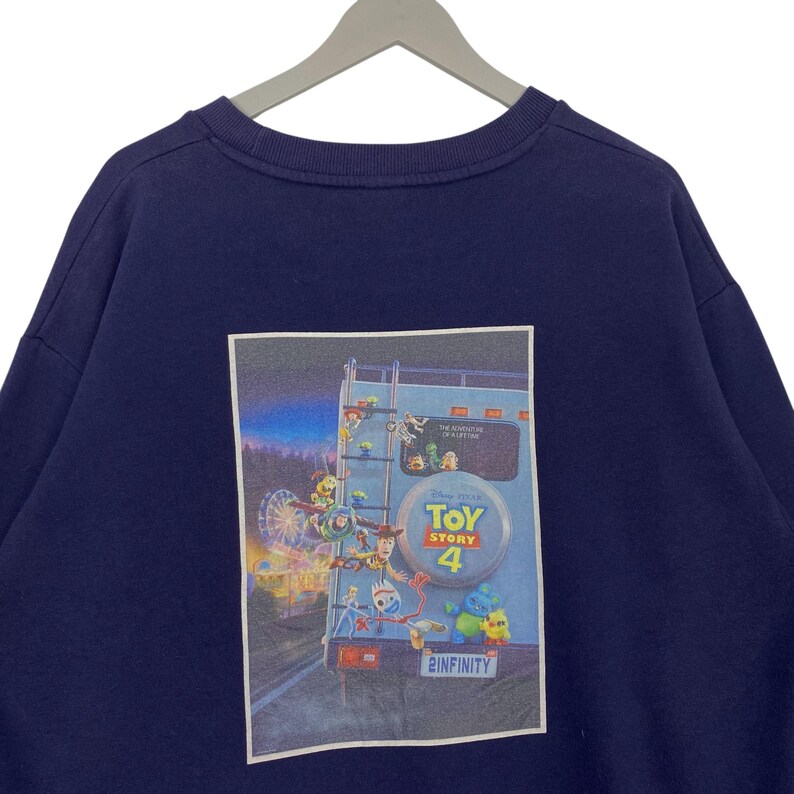 Vintage Toy Story 4 Tröja Rundringad Marinblå Pullover Tröja Storlek XL bild 4