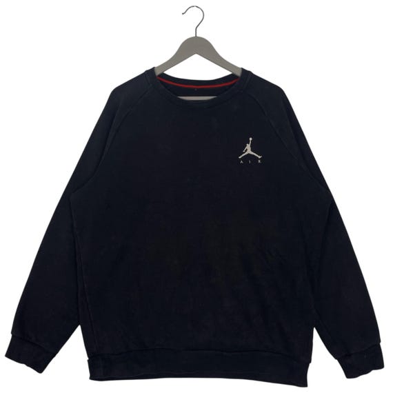 black jordan jumper