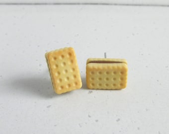 Biscuit Sandwich Stud Earrings, Mini Food Accessories