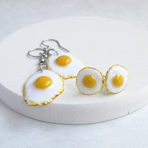 Fried Egg Stud Earrings, Sunny Side Up, Breakfast Earrings, Polymer Clay Miniature Food Jewelry, Funny Gifts