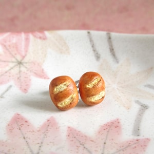 Broodoorbellen, eten van polymeerklei, miniatuurbakkerij, roestvrijstalen palen