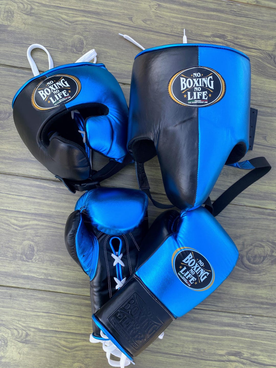 Personalized Boxing Set: Leather Gloves, Custom Logo, Training ...