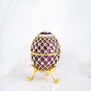 Royal Purple Jewelled Egg Trinket Box, Gold Crystal Embellished, Vintage Style Collectible, Luxury Home Decor, Elegant Jewellery Holder