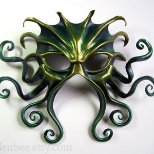 Large Cthulhu leather mask, hand-painted in midnight blue, green, and gold, Halloween image 1