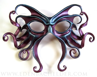 Large Cthulhu leather mask, hand-painted in metallic red-purple and blue, Halloween
