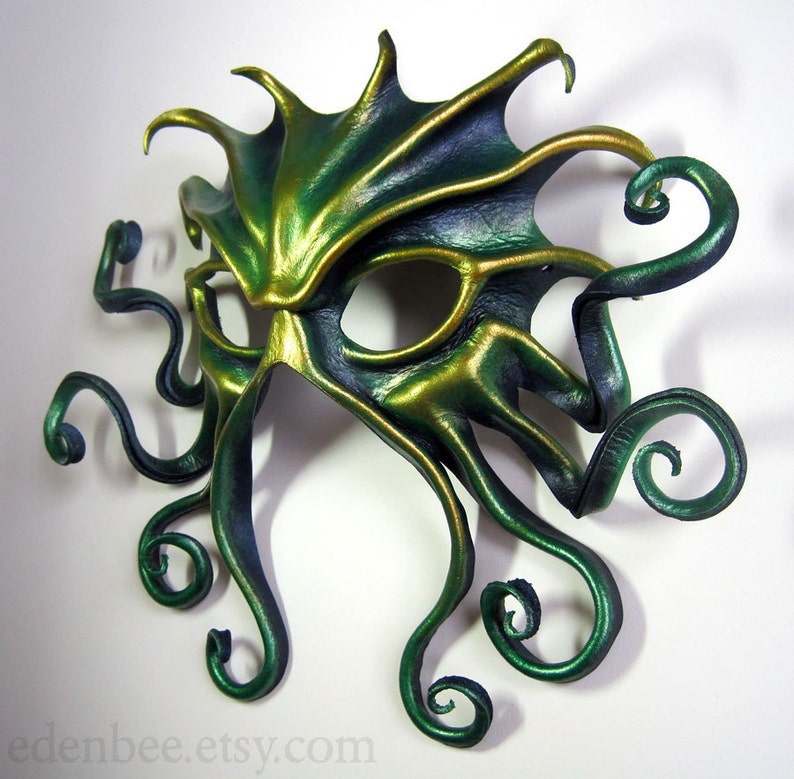Large Cthulhu leather mask, hand-painted in midnight blue, green, and gold, Halloween image 2