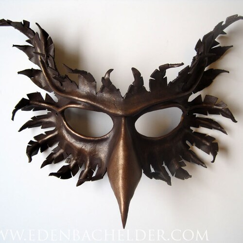 Masque de cuir Griffin, peints à la main en chocolat marron et bronze, Griffon, Halloween