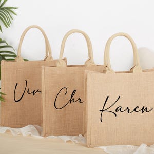 Individuelle Brautjungfer Geschenk Taschen, Sackleinen Tasche, Sackleinen Strandtaschen, Strand Tragetaschen, Brautjungfer Geschenke Tasche, Brautparty Geschenke, Brautparty Geschenke