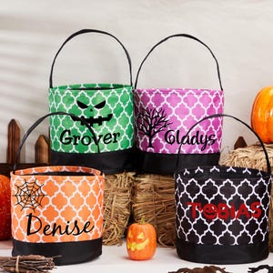 Süßes oder Saures Tasche, Monogramm Halloween-Eimer, Halloween-Süßigkeits-Tasche, Halloween-Korb, Halloween-Tote, süßer Eimer, Geschenk für Kind, Halloween-Geschenk