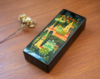 Caja de baratijas lacada antigua rusa Palekh pintada a mano