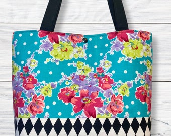 Floral Shoulder Bag: Handmade Cotton Tote with Pockets