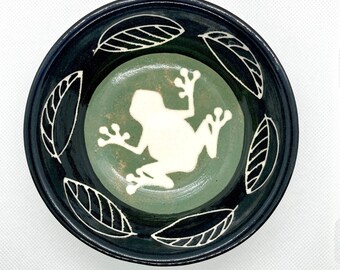 Frog and Leaves Dish Bowl Handmade Pottery Ceramic Made in America