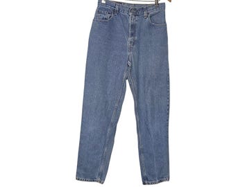 Women's Vintage Levis 550 Relaxed Fit Tapered Leg Jeans Medium Wash Denim