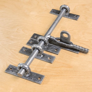 Industrial barn door latch for craft supplies Rustic steel iron rebar farmhouse door equipment Gate lock Wrought door hardware Iron locks