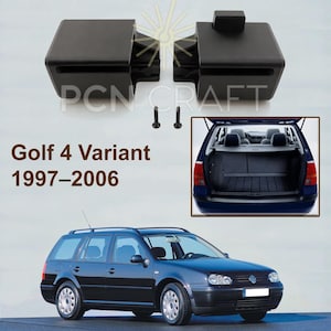 Könnte beinhalten: Zwei schwarze Kunststoff-Halterungen für die Hutablage mit zwei kleinen Schrauben, passend für den Volkswagen Golf 4 Variant der Baujahre 1997-2006. Das Bild zeigt den Kofferraum des Fahrzeugs sowie eine Außenansicht des dunkelblauen Kombis.