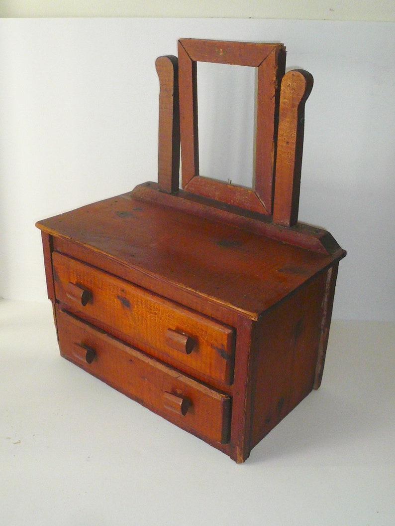 doll dresser