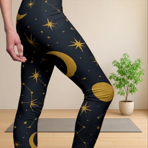 Celestial Leggings: Women&#39;s Starry Yoga Pants, Astrology Gift