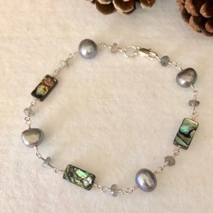 Gray Pearl, Labradorite and Abalone Bracelet, Dove Gray, Rainbow Abalone, Pastel Jewelry, Gray and Silver, Free Shippping image 9