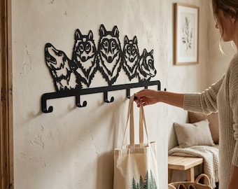 Metal Wolf Pack Wall Hook Rack, Rustic Nature Entryway Organizer, Key Holder