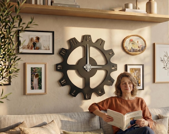 Steampunk Gear Wall Clock: Industrial Metal Art Decor