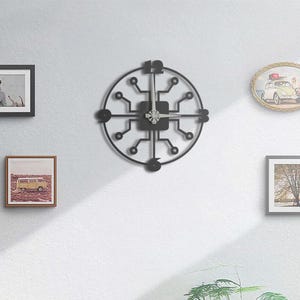 PC Motherboard Shape Metal Wall Clock – Geek Tech Design – Modern Home Office, Gamer Room, and Computer Engineer Gift Idea