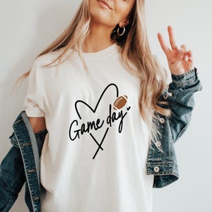 Game Day Football Shirt, Cute Football Mom Shirt, Mascot Bow Shirt, Coquette Bows School Spirit T-shirt, Game Day Shirt, Sports Shirt, Gift.