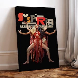 Póster de la película de terror Suspiria, lienzo envuelto, póster artístico para regalo, decoración de habitación, arte mural, regalo para él