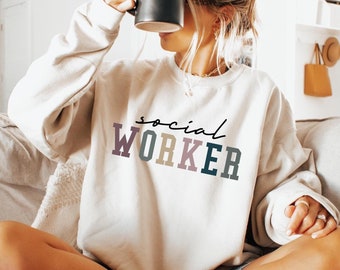 Retro Social Worker Sweatshirt, Gift for Social Worker, School Counselor Shirts, Aesthetic Therapist Tee, Social Worker School Shirt, SP5252