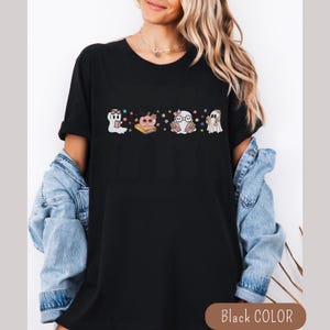 Bookish Ghost Shirt Süßes Halloween Lese T-Shirt Gruseliges Buch-Liebhaber-Shirt Geist Kaffee Shirt Lustiges Herbst-Lehrer-T-Stück gruseliger Lehrer Blumengeschenk