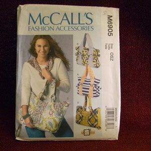 Uncut McCall&#39;s Pattern 6905 Fashion Accessories Bags