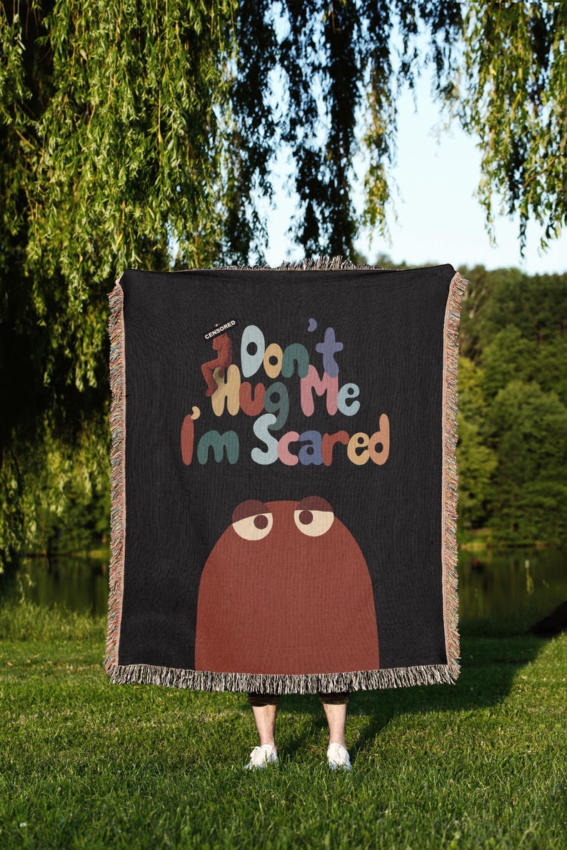 Don't Hug Me I'm Scared Woven Blanket, Funny Dark Humor Throw Blanket, DHMIS Tapestry Fan Gift, Weird Aesthetic Decor, Indie Cartoon Blanket