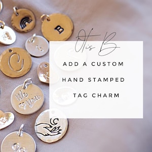 Charm personalizado adicional, charm de disco personalizado, añadir personalización, charm con inicial adicional, charm con letra estampada, etiqueta con letra adicional, letra personalizada