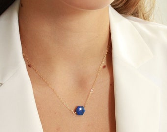 Dainty Hexagon shaped gemstone layering necklace, crystal necklace, lapis lazuli necklace, everyday jewelry, healing stones, girlfriend gift