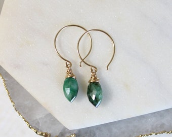 Delicate emerald earrings, dainty gold hoop earrings, open circle earrings, raw emeralds, may birthstone, taurus gift, 925 silver 14k GF