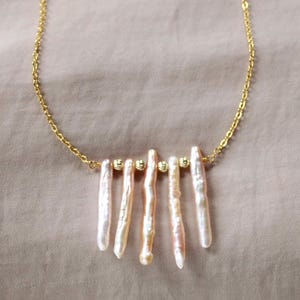 Modern pearl necklace, Stick pearl necklace, peach pink pearl jewelry, June birthstone gift for her, bridesmaid gift, Biwa pearls,