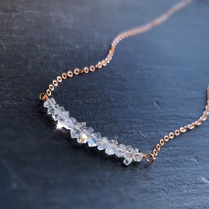 Herkimer-Diamant-Halskette, Kristallbarren-Halskette, April-Geburtsstein-Halskette, Rohkristall-Halskette, zierliche Kristall-Halskette, Rohdiamant Bild 1