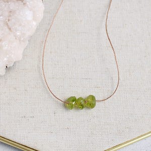 Unisex cord necklace, peridot jewelry, raw peridot, minimal peridot necklace, rough cut gemstone necklace, august birthstone, Leo gift