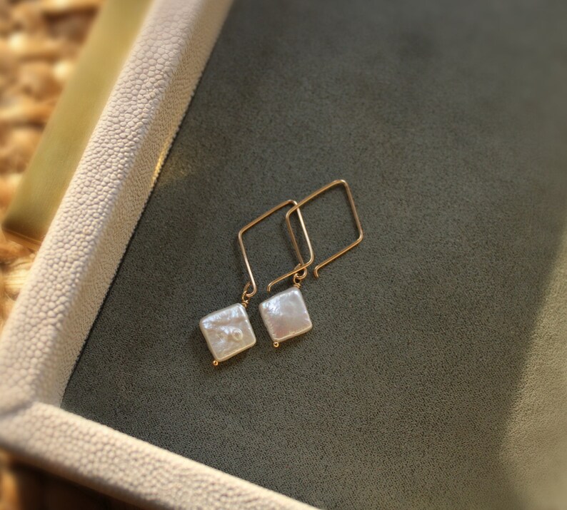 Modern geometric pearl earrings, handmade jewelry, freshwater pearl dangle earrings, bridesmaid gift, dangling pearl earrings, gift for her image 2