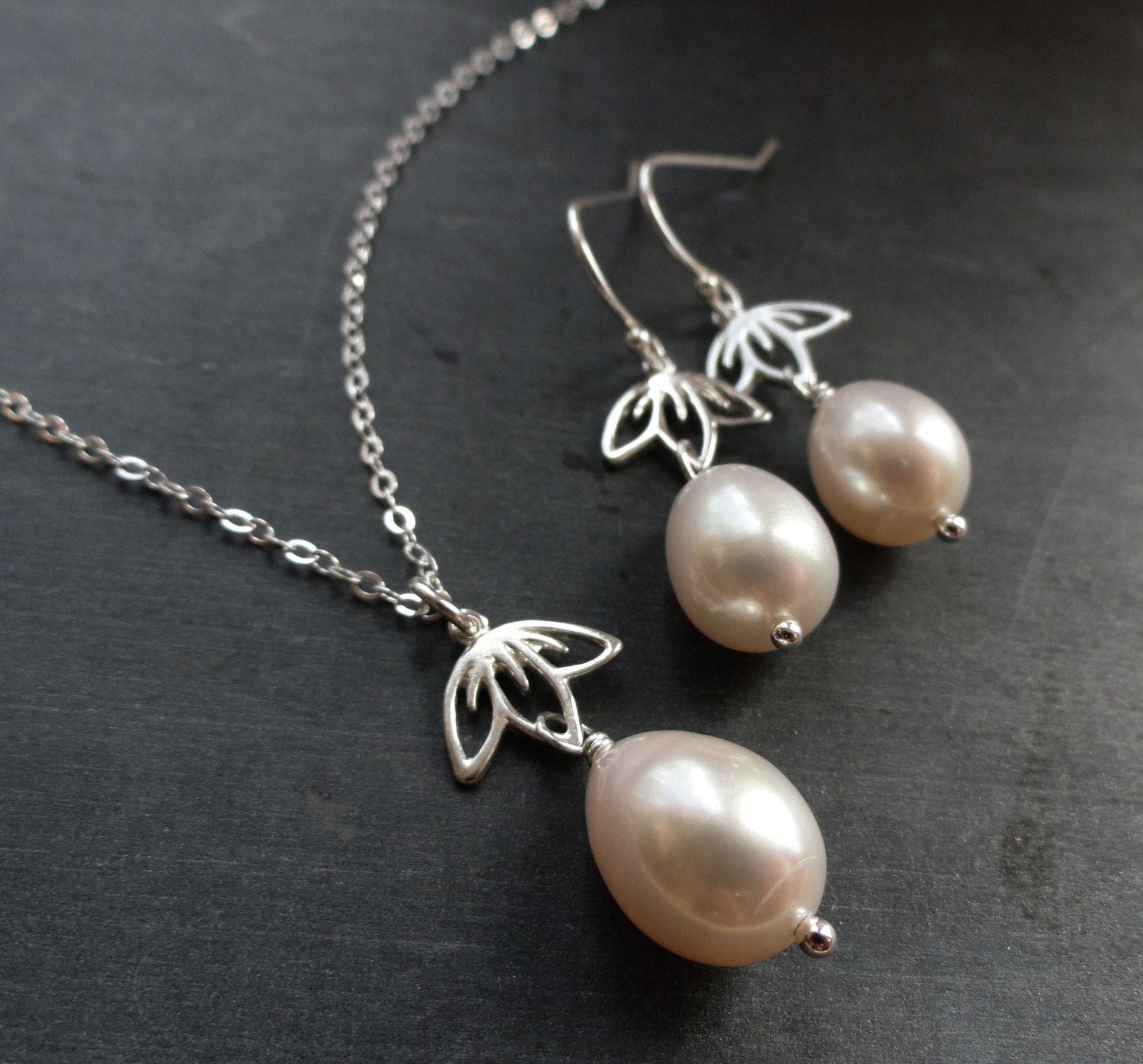 Pearl Drop Earrings Freshwater Pearl Earrings Bridesmaid Etsy