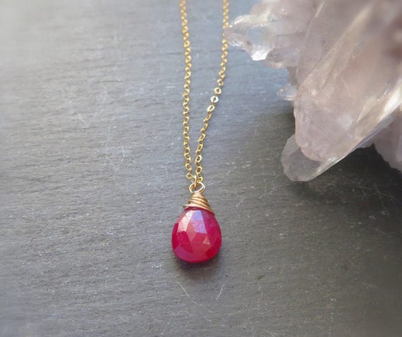 Collier Goutte De Larme En Or 10 Carats Avec Rubis Naturel Et Diamants - 18 Pouces - Neuf Avec étiquettes