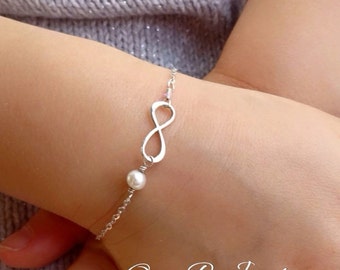 Dainty bracelet for little girl, tiny infinity charm bracelet, freshwater pearl adjustable bracelet, flower girl junior bridesmaid gift