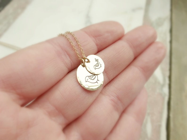 Mama bird necklace, mother bird neckalce, mama bird and baby chicks, jewelry for mom, mother of the bride gift, mothers day necklace,Otis B image 3