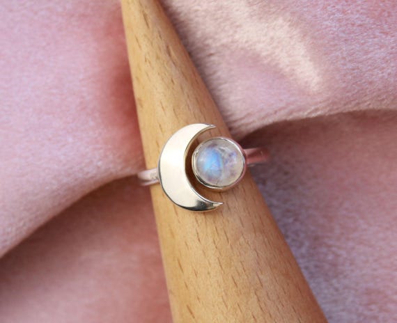 Sterling silver crescent moon moonstone ring, gemini gift, june birthstone jewelry gift for her, celestial jewelry, rings for women