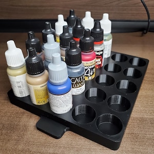 3D Printed Paint Bottle Holder (17ml Dropper Bottle)