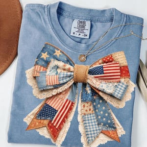 Patriottische flirtstrik png-bestand, faux patchwork ontwerp, vintage stijl Amerikaanse vlag, 4 juli png, onafhankelijkheidsdag