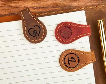 Marcapáginas magnético de cuero personalizado con nombre, marcapáginas artesanal personalizado, regalo para él o ella, regalo magnético para amantes de los libros, oficina o estudiantes.