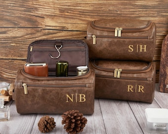 Gepersonaliseerde leren toilettas voor heren, cadeaus bruidsjonkers, gegraveerde dopp-kit, kerstcadeau voor hem, reistoilettas, leren accessoire