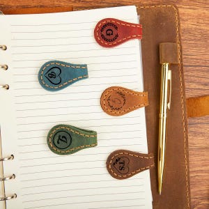 Personalized Leather Magnetic Bookmark – Custom Engraved Book Clip with Name or Initials, Unique Gift for Readers, Him or Her
